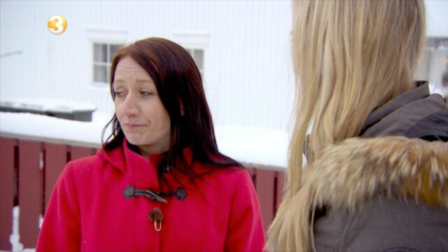 BLIR SATT UT: Tobarnsmoren Kathrine får ikke frem mange ordene når Silje Sandmæl tydeliggjør hvor alvorlig situasjonen hennes er. Foto: TV3 BLIR SATT UT: Tobarnsmoren Kathrine får ikke frem mange ordene når Silje Sandmæl tydeliggjør hvor alvorlig situasjonen hennes er. Foto: TV3